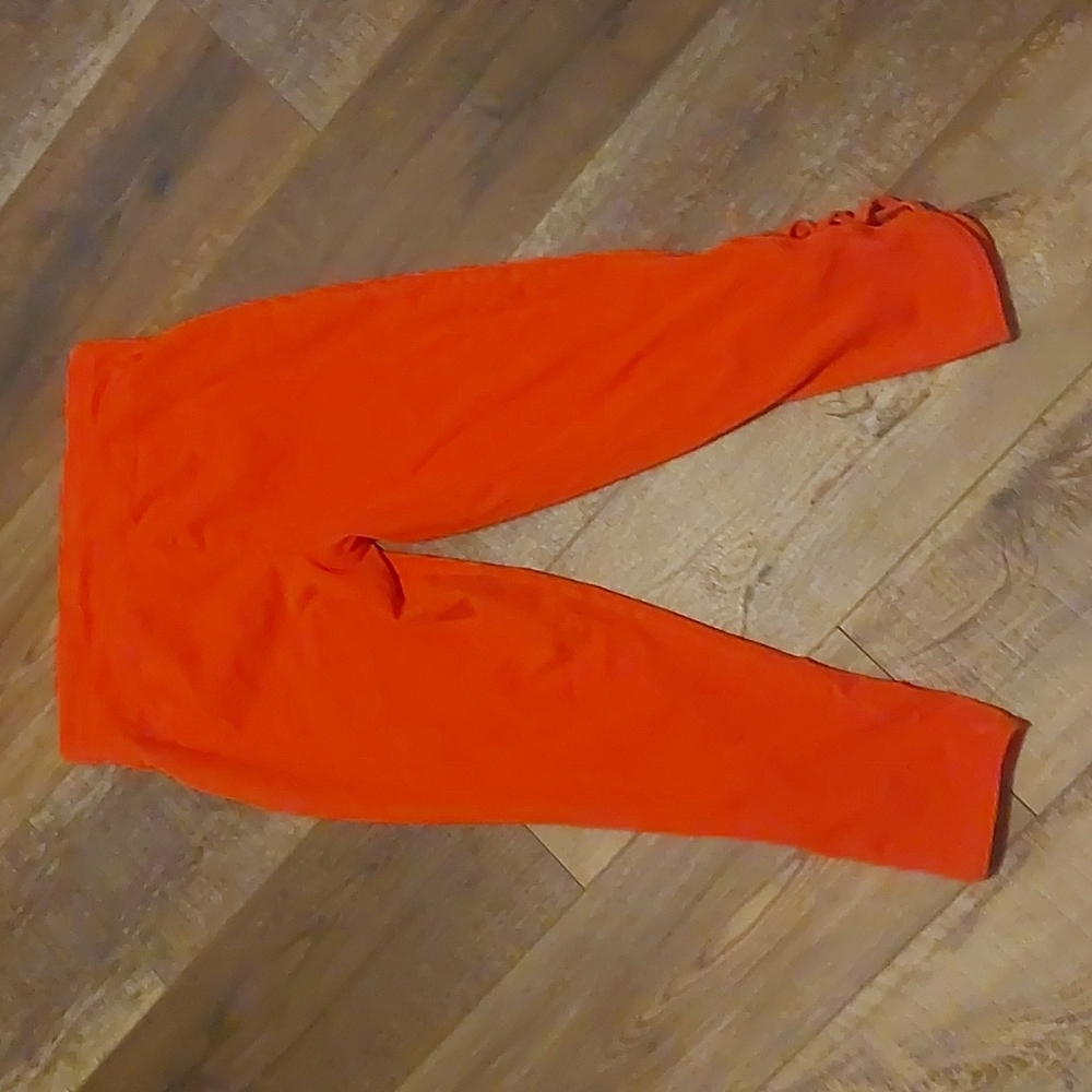 Capris - Picture 5 of 5